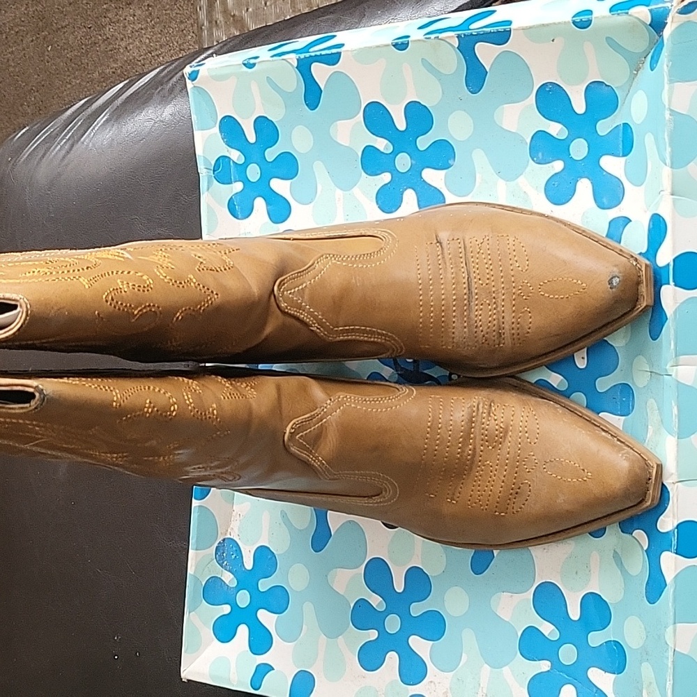 Pre-Loved Splash Musk cowboy boot